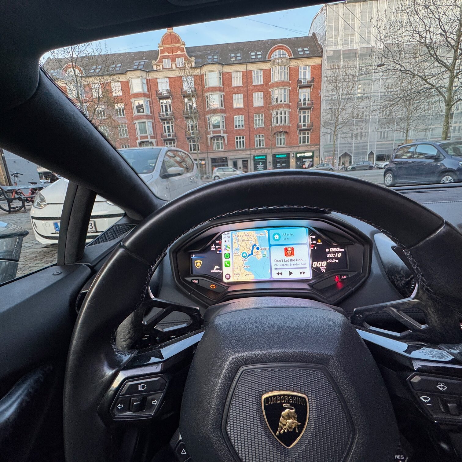 Apple carplay Lamborghini Apple carplay Lamborghini